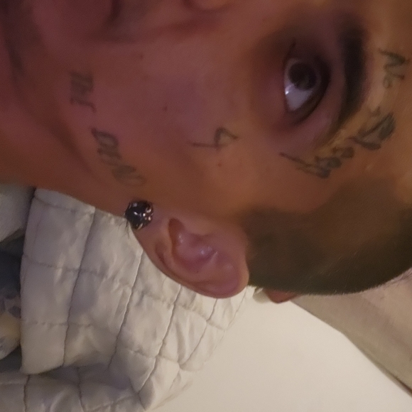 Meet your Posher, Michael - Picture 2 of 2